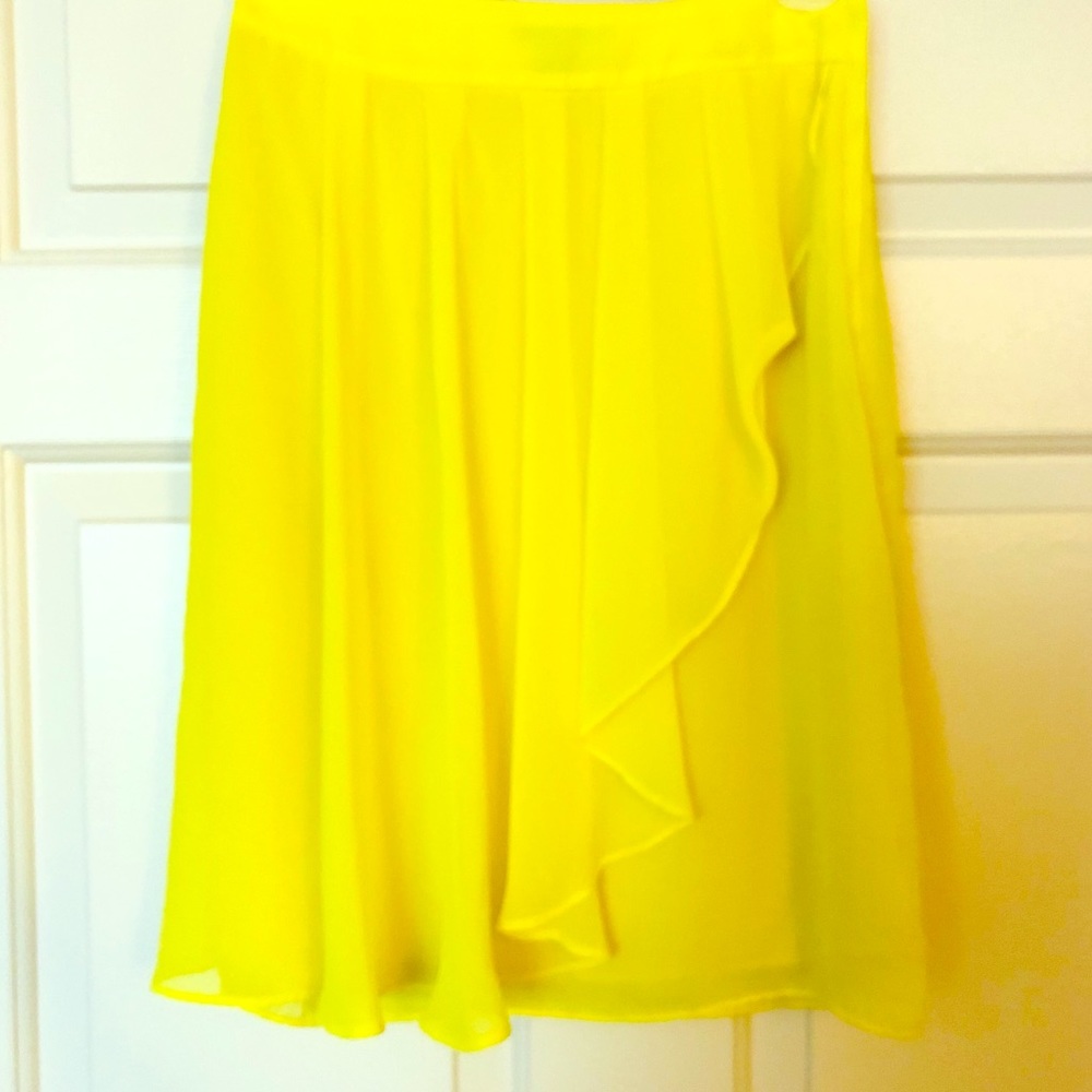 H&M Yellow Skirt - New